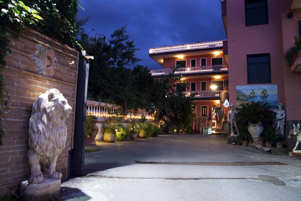 Sant'Egidio del Monte Albino Hotel Sottovento מראה חיצוני תמונה